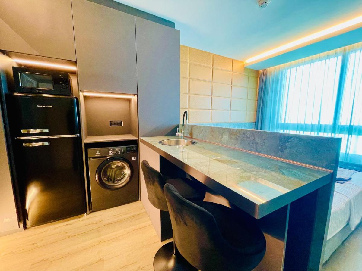 C Tower Apartments Netanya Esterno foto